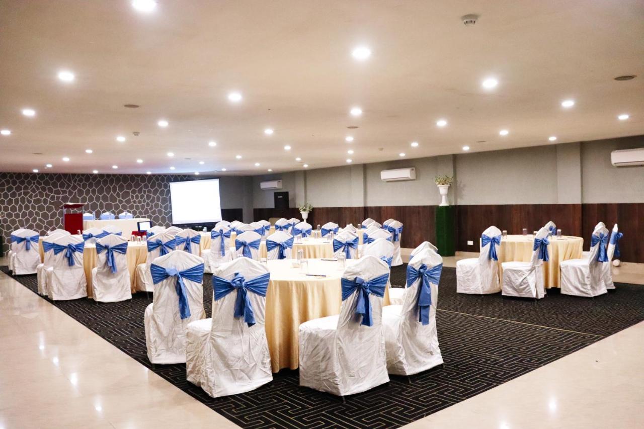 Hotel Clarks Collection Bhavnagar Zewnętrze zdjęcie